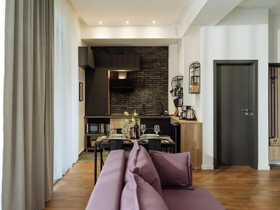 Central 6 Apartment - New Building & Parking Bucharest