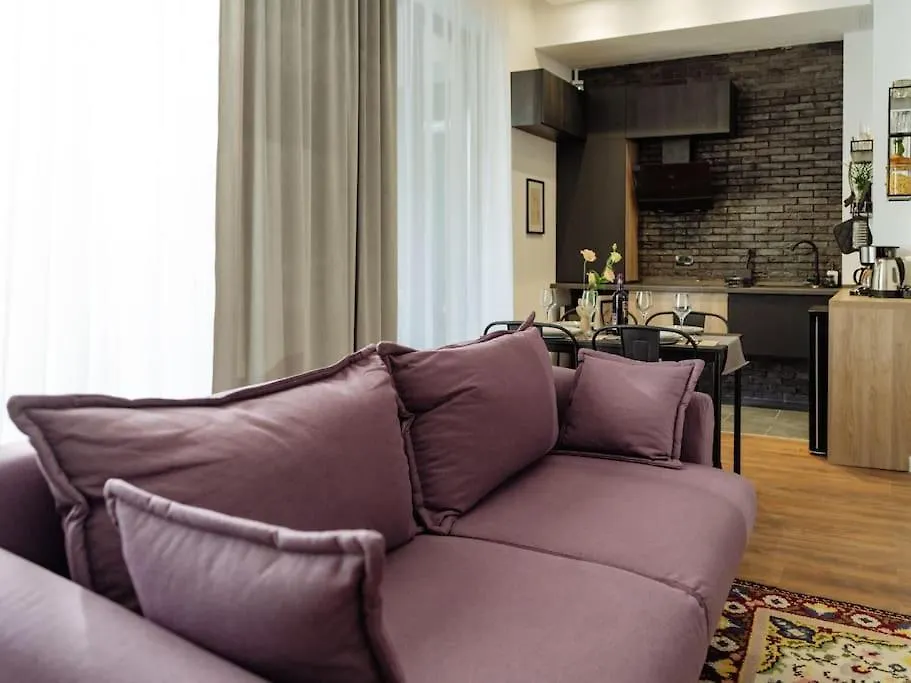 Central 6 Apartment - New Building & Parking Bucharest