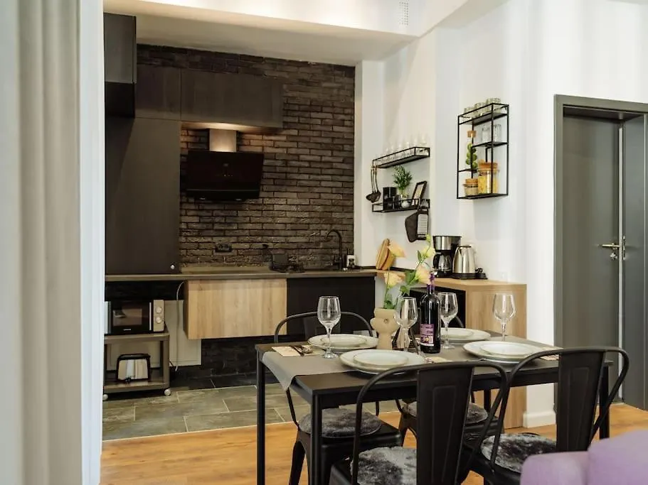 Central 6 Apartment - New Building & Parking Bucharest