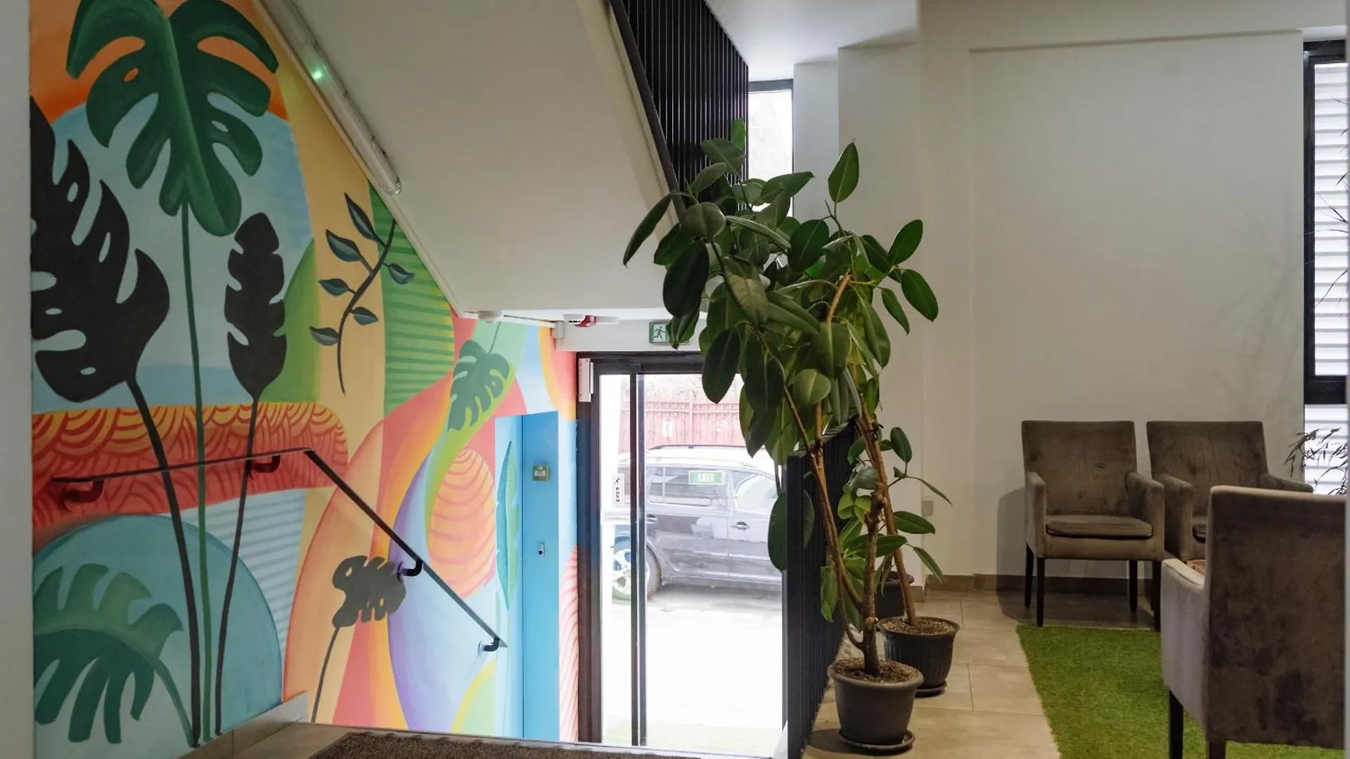 Central 6 Apartment - New Building & Parking Bucharest